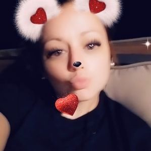 Meet your Posher, Chelsie